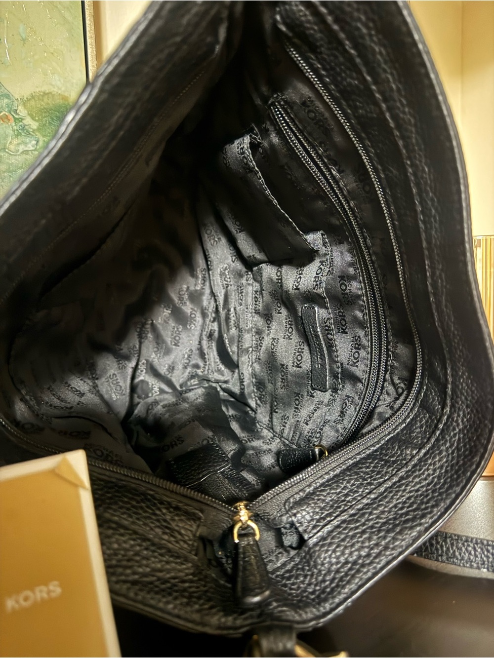 Michael Kors Black Pebbled Leather Hobo Shoulder Bag with Gold Hardware - Picture 7 of 9